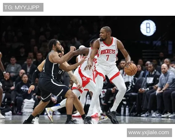 火箭队大胜篮网登顶西部：冠军之路的关键时刻